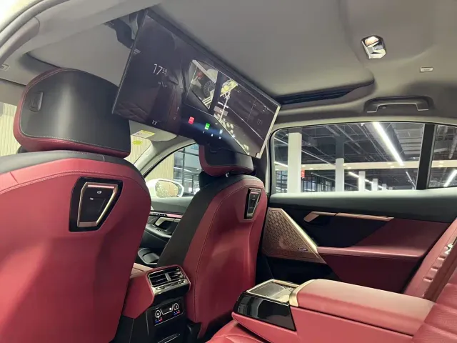 BMW 5 Series — Фото автомобиля 7