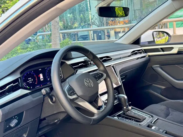 Volkswagen CC — Фото автомобиля 4