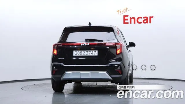 Kia Seltos Новый Seltos Бензин 2.0 2WD — Фото автомобиля 4