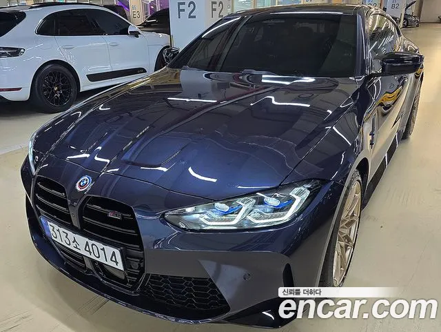 BMW M4 — Фото автомобиля 3