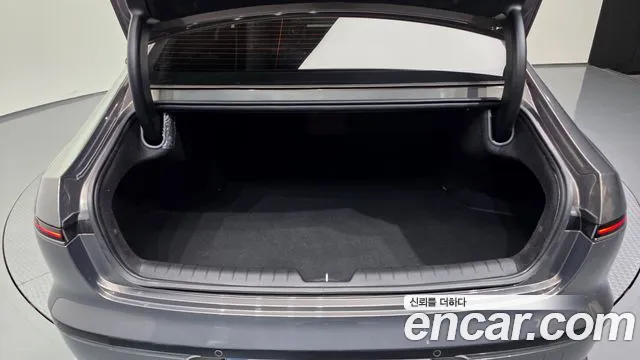 Hyundai Grandeur GN7 — Фото автомобиля 20
