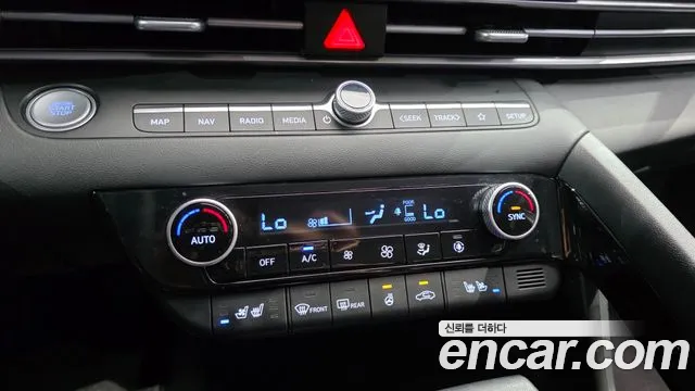 Hyundai Avante CN7 — Фото автомобиля 24