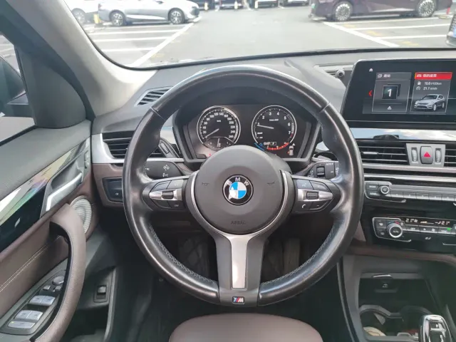 BMW X1 — Фото автомобиля 8