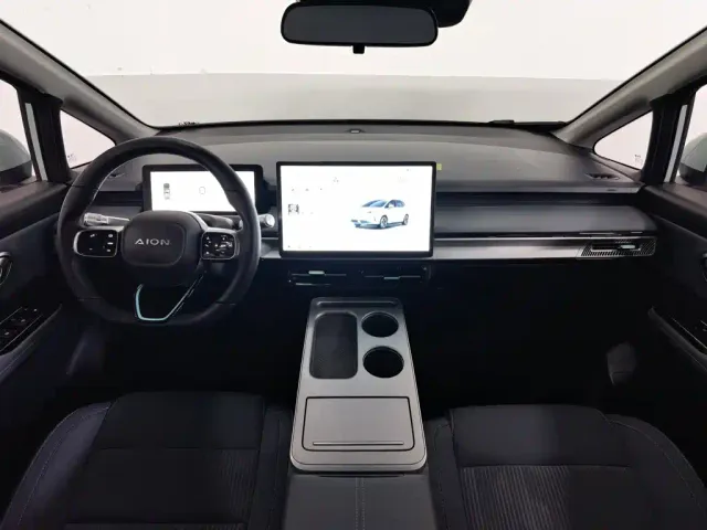 GAC Aion Y — Фото автомобиля 5