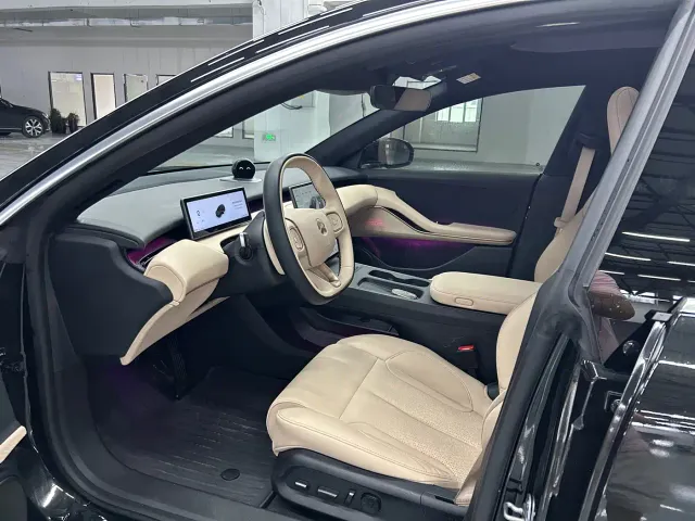 Nio ET5 Touring — Фото автомобиля 4