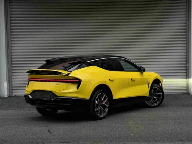 Lotus Eletre — Фото автомобиля 17