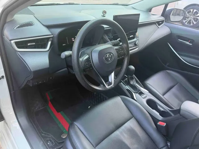 Toyota Corolla — Фото автомобиля 10