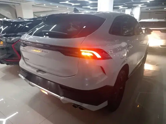 Forthing T5 Evo — Фото автомобиля 6