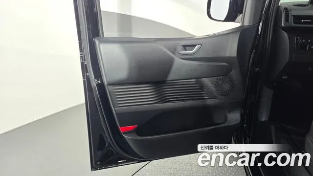 Hyundai Staria Staria Карго 3 места — Фото автомобиля 22