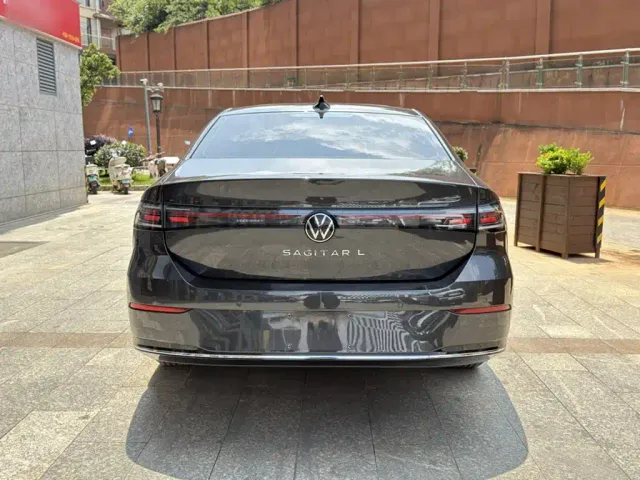 Volkswagen Sagitar — Фото автомобиля 14