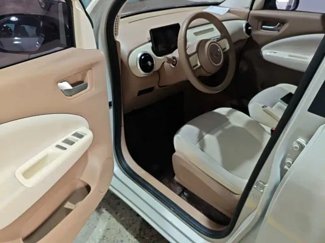 Wuling Hongguang Mini EV — Фото автомобиля 15