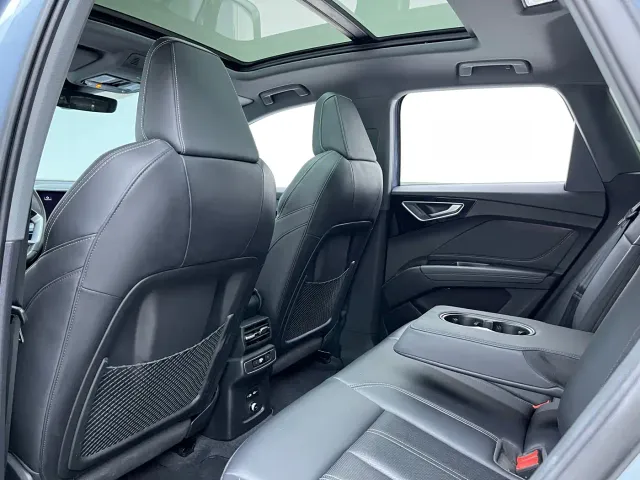 Audi Q4 e-tron — Фото автомобиля 8