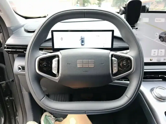 Geely Galaxy E5 — Фото автомобиля 10