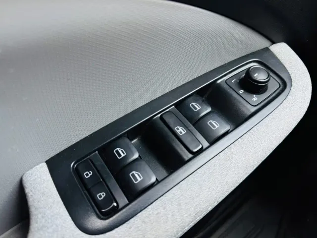 Leapmotor T03 — Фото автомобиля 14