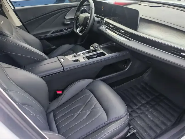 Chery Arrizo 8 — Фото автомобиля 3