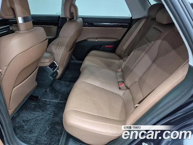 Hyundai Grandeur GN7 — Фото автомобиля 12