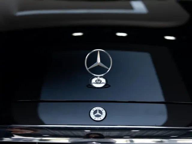 Mercedes-Benz S-Class — Фото автомобиля 9
