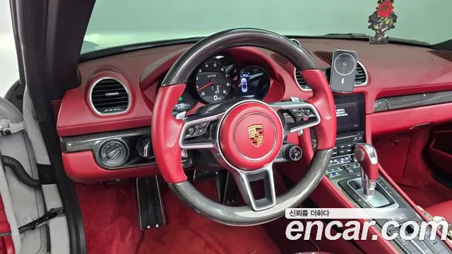 Porsche 718 — Фото автомобиля 18