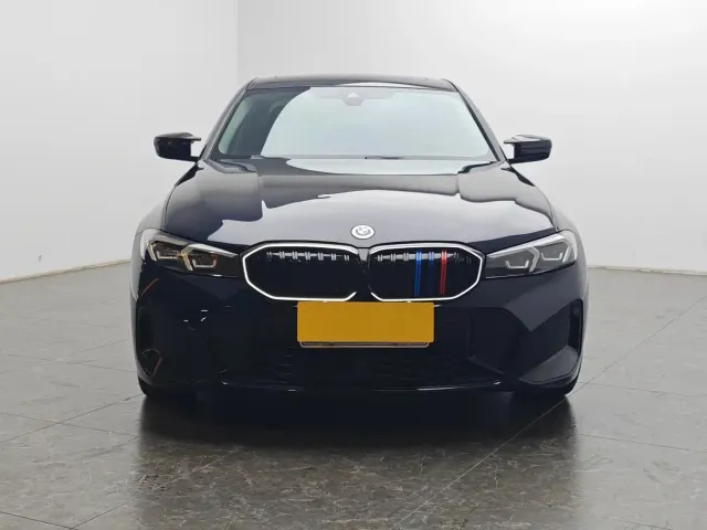BMW 3 Series — Фото автомобиля 5