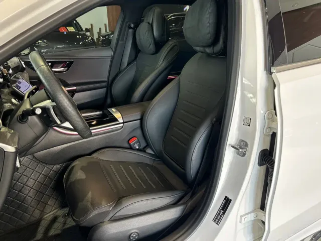 Mercedes-Benz C-Class — Фото автомобиля 12