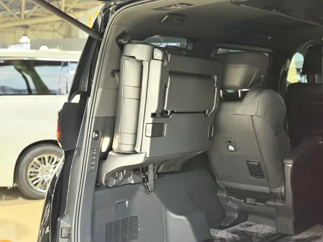 Toyota Vellfire — Фото автомобиля 21