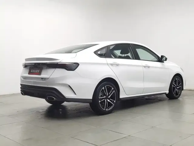 Geely Binrui — Фото автомобиля 2