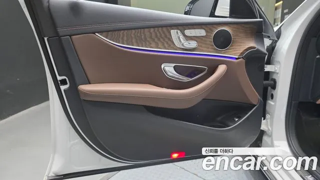 Mercedes-Benz E-Class W213 — Фото автомобиля 13
