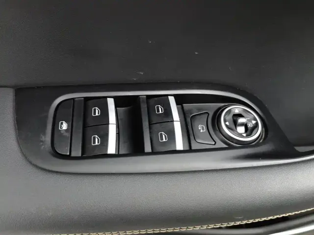 Chery Tiggo 8 — Фото автомобиля 9