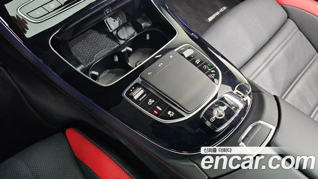Mercedes-Benz E-Class — Фото автомобиля 9