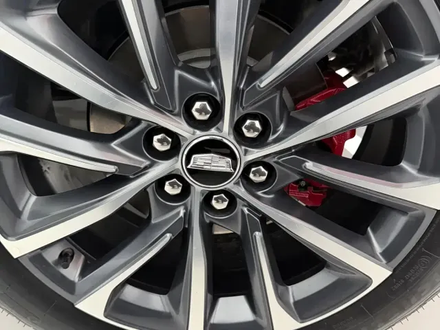 Cadillac XT5 — Фото автомобиля 16