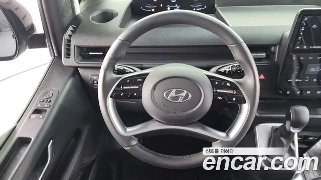 Hyundai Staria Staria Tourer 11 мест — Фото автомобиля 11