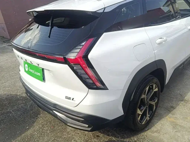 Geely Boyue L — Фото автомобиля 7