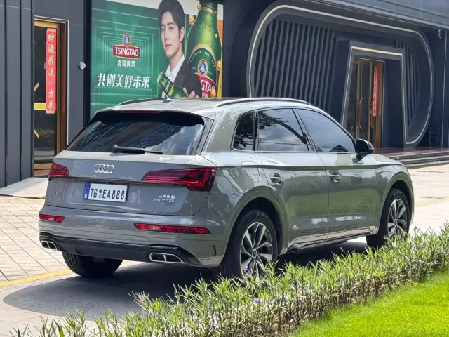 Audi Q5L — Фото автомобиля 6