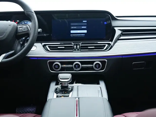 Hongqi HS5 — Фото автомобиля 8