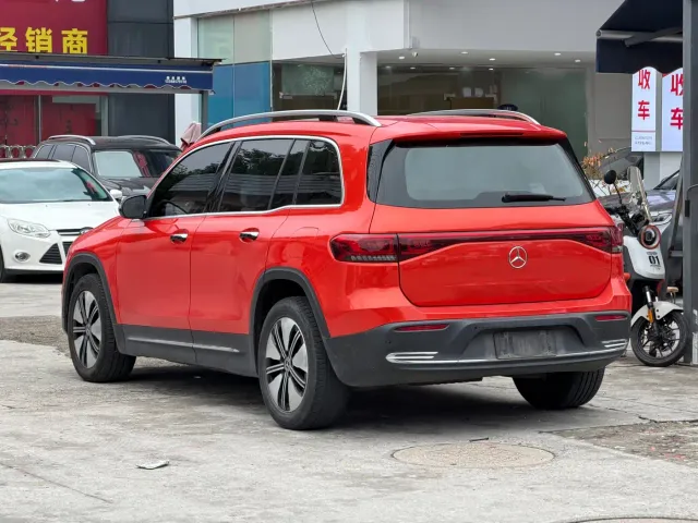 Mercedes-Benz EQB — Фото автомобиля 5