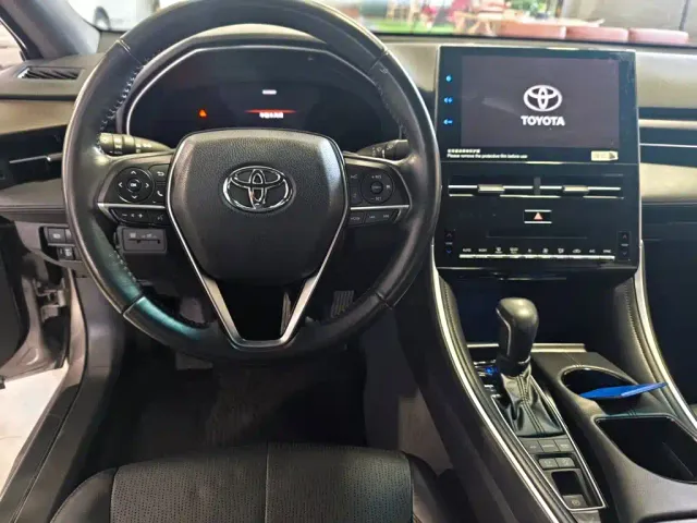 Toyota Avalon — Фото автомобиля 7