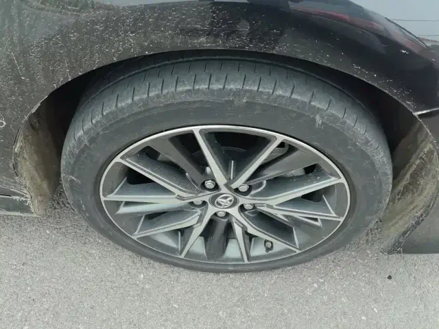 Toyota Camry — Фото автомобиля 6