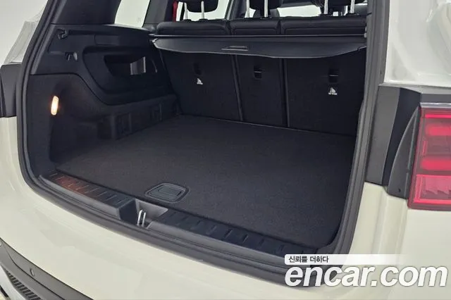 Mercedes-Benz GLB-Class — Фото автомобиля 11