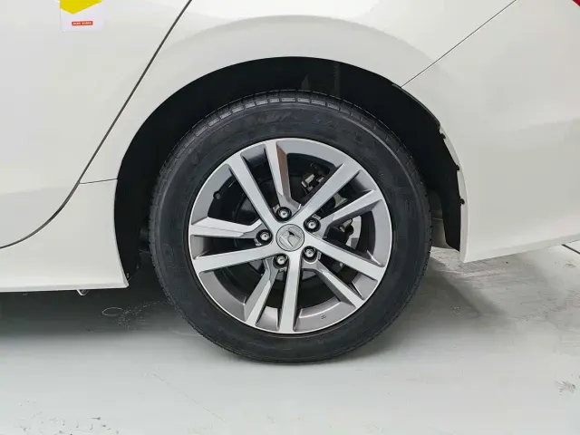 Honda Civic — Фото автомобиля 16