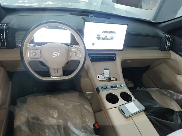 Jetour X70L — Фото автомобиля 9