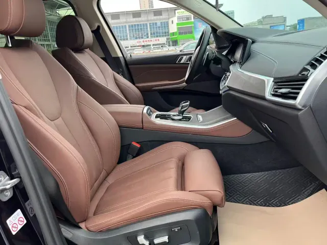 BMW X5 — Фото автомобиля 7