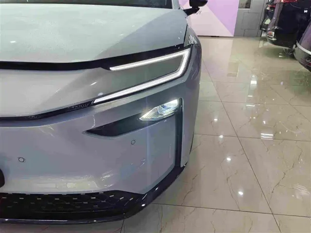 Toyota BoZhi 7 — Фото автомобиля 11