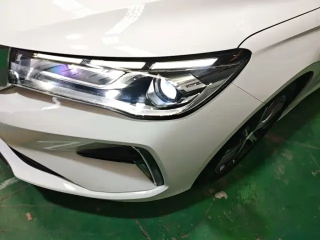 Geely Emgrand — Фото автомобиля 23