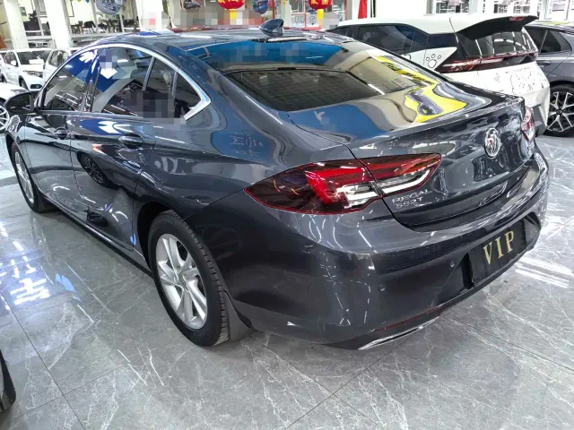 Buick Regal — Фото автомобиля 4