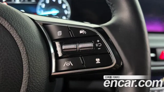 Kia Seltos New — Фото автомобиля 23