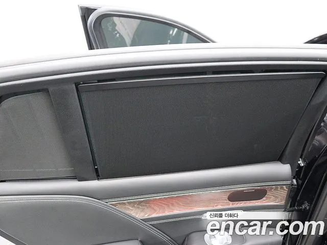 Genesis G90 Бензин 3.5 турбо AWD — Фото автомобиля 19