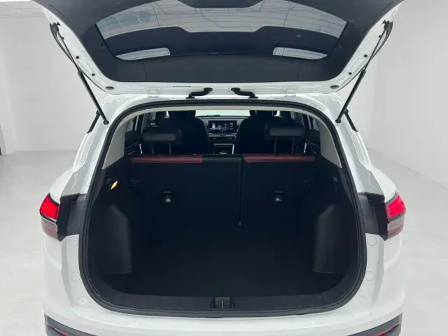 Geely Binyue — Фото автомобиля 13