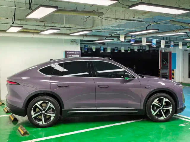 Nio EC6 — Фото автомобиля 6
