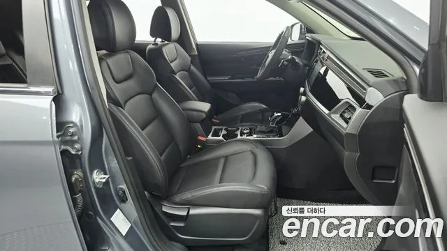 KGM Korando Beautiful — Фото автомобиля 12