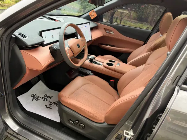 Changan UNI-Z — Фото автомобиля 4
